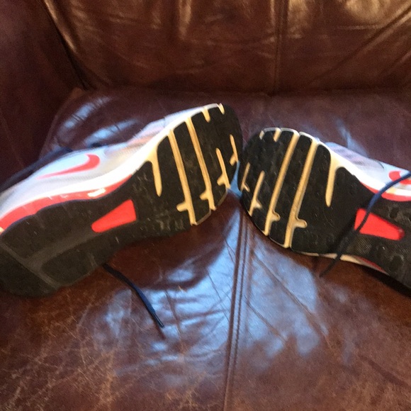 Women’s Nike Reax Run 9 Sz 11 - Picture 6 of 6